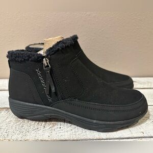 NWOB - Easy Spirit Epic Round Toe Cold Weather Casual Booties